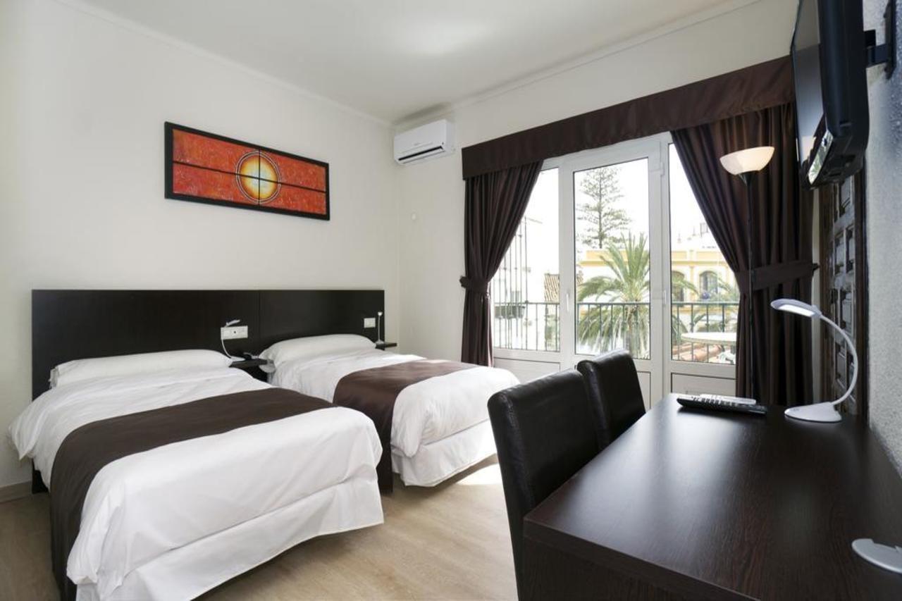 טורמולינוס Hotel El Pozo מראה חיצוני תמונה