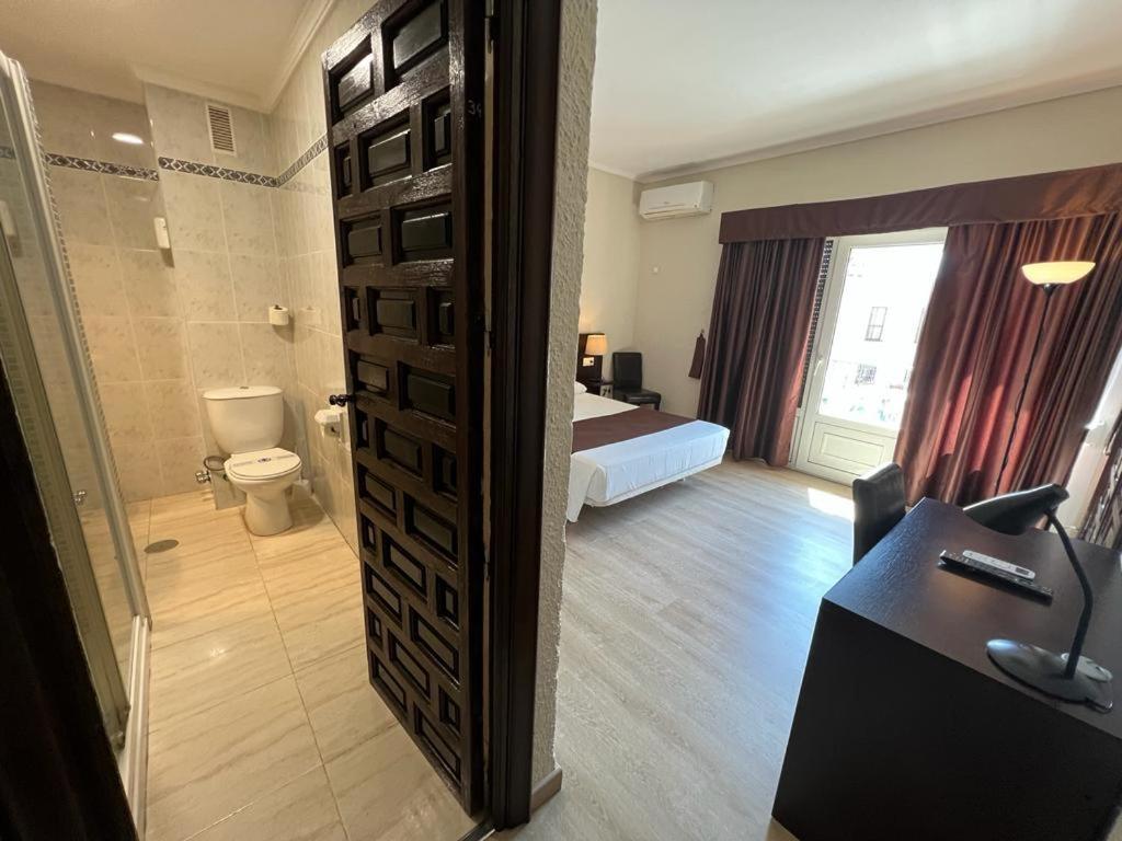 טורמולינוס Hotel El Pozo מראה חיצוני תמונה